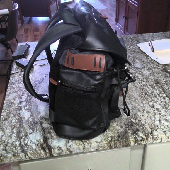 Coach Backpack - Picture 3 of 4